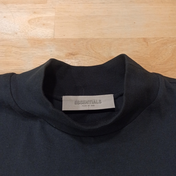 Fear Of God Essentials Mockneck Off Black Men's Size ,Tall Medium Oversized - Picture 6 of 16